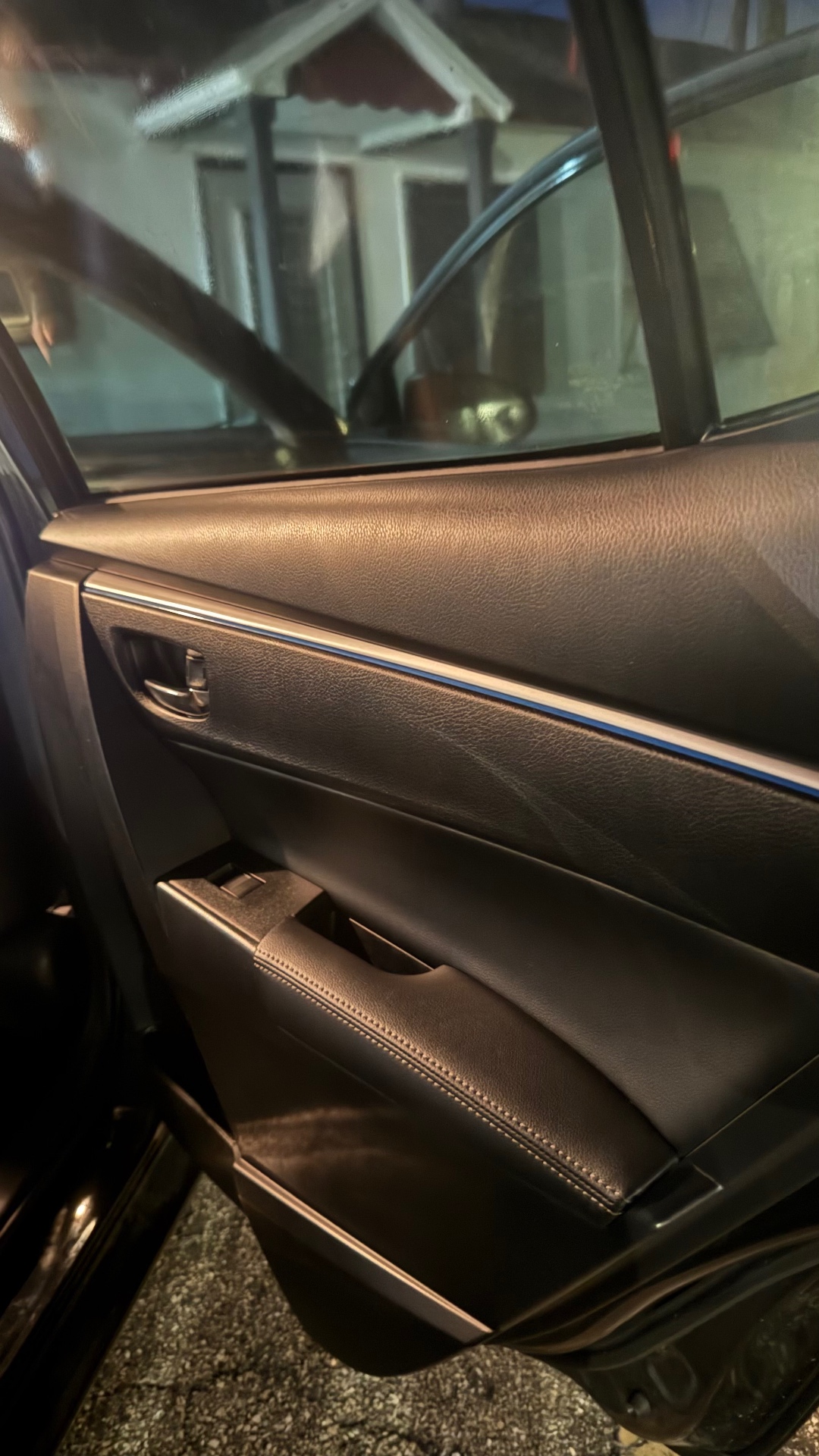 Detail #2 — full interior refresh pair 6 — after