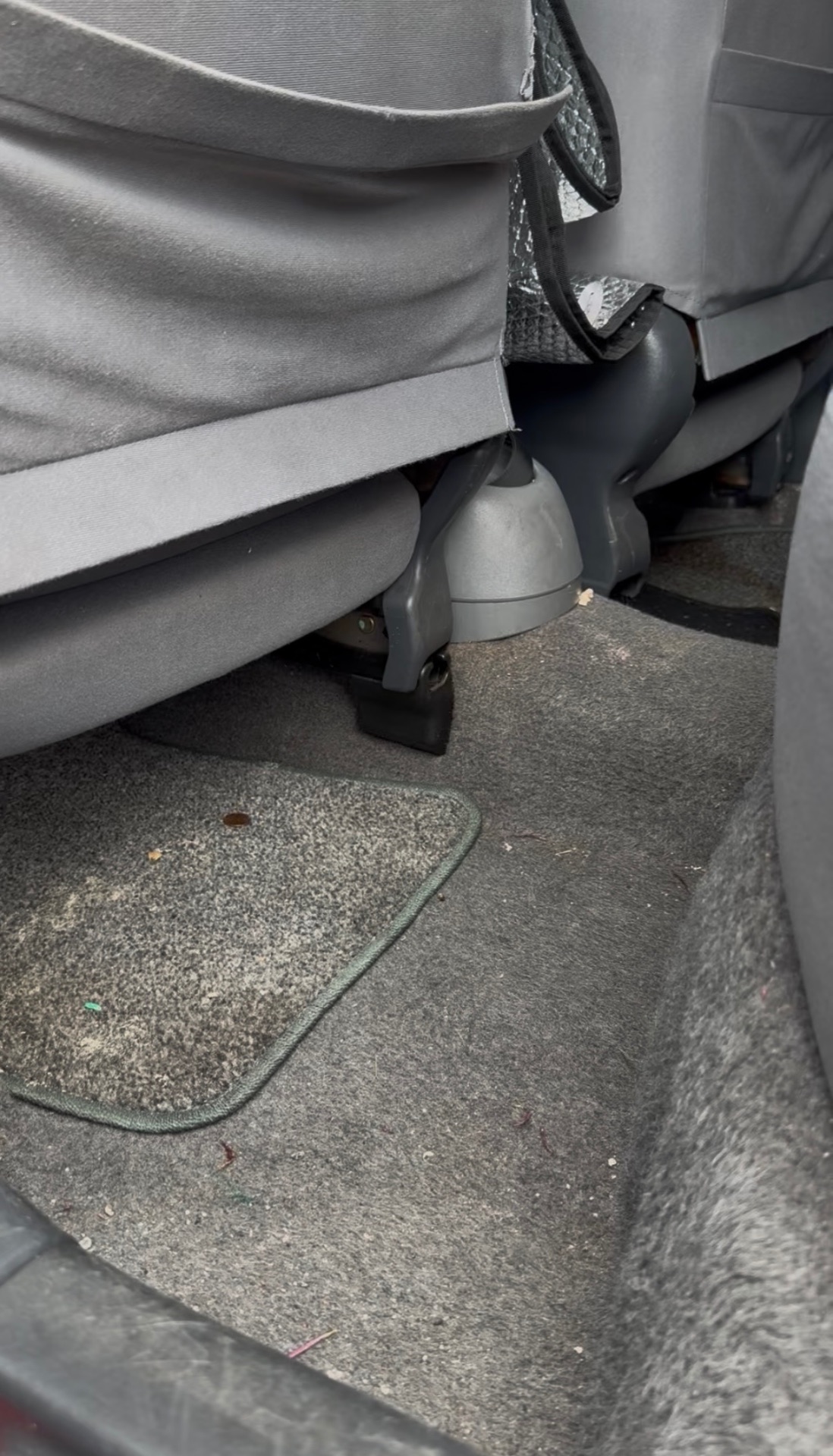 Detail #1 — interior reset before 2